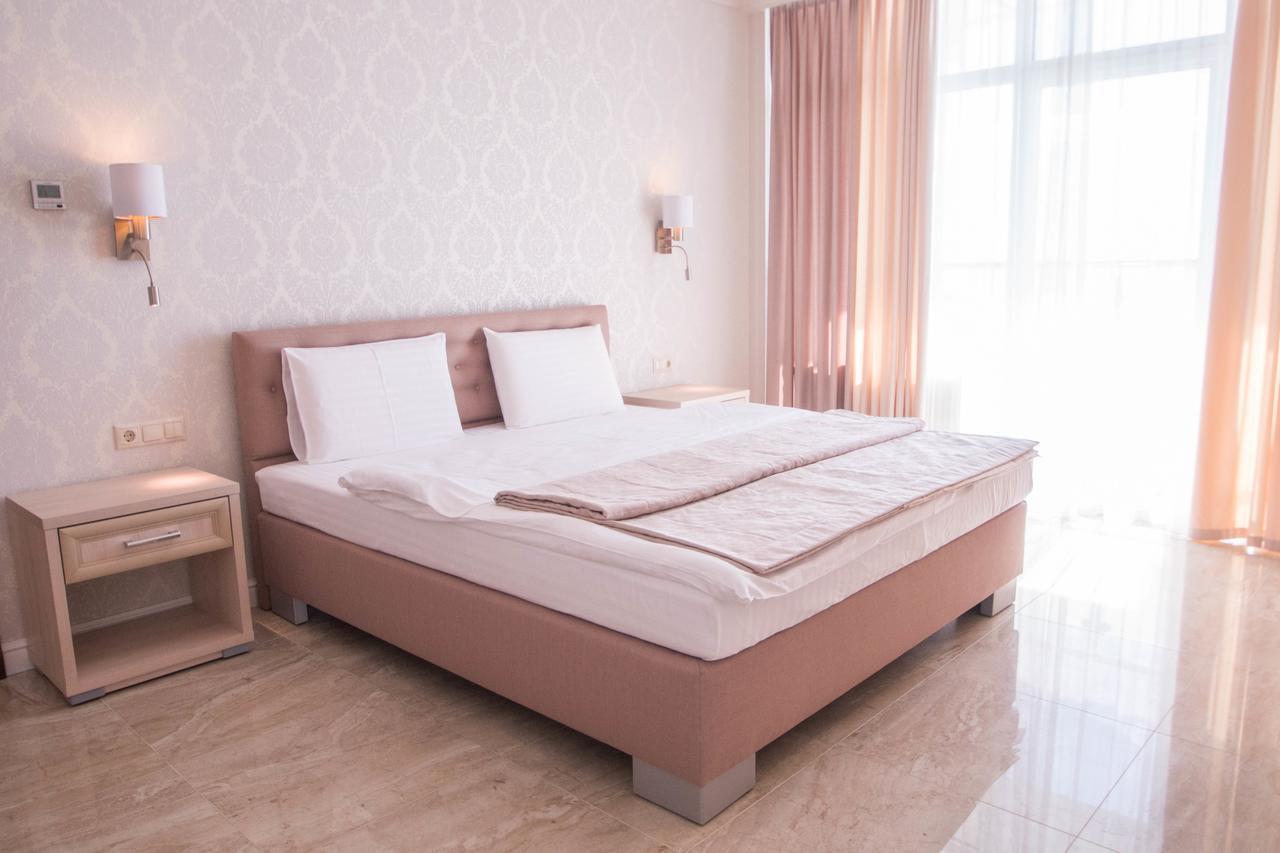 Hotel Cheluskintsev 加格拉 外观 照片