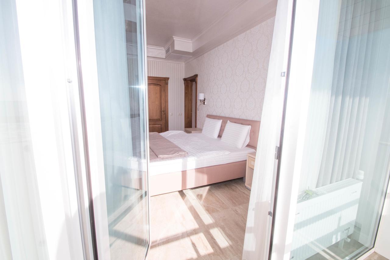 Hotel Cheluskintsev 加格拉 外观 照片