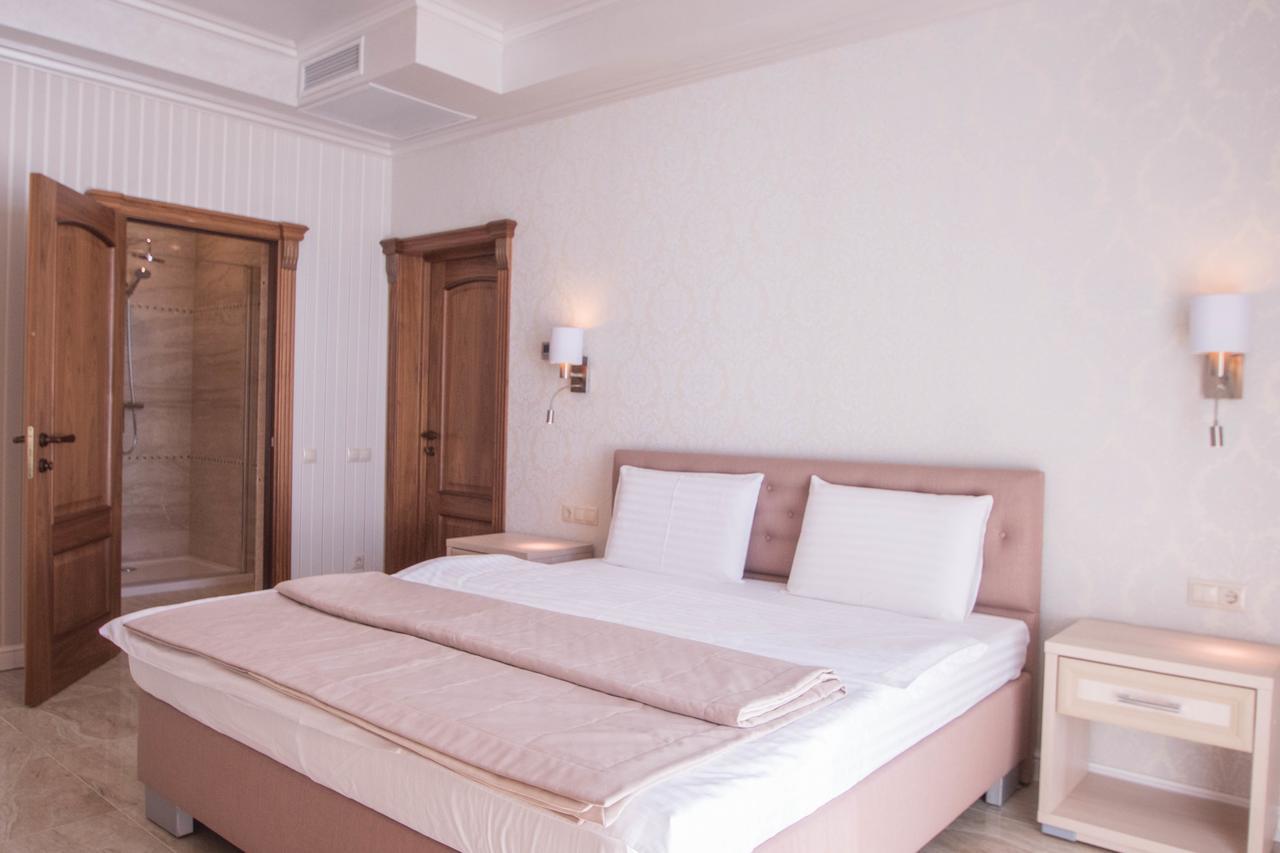 Hotel Cheluskintsev 加格拉 外观 照片