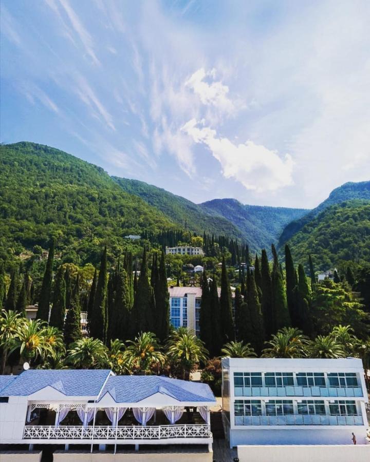 Hotel Cheluskintsev 加格拉 外观 照片